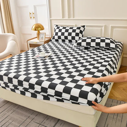 Patterned Fitted Bed Sheet and Pillowcases