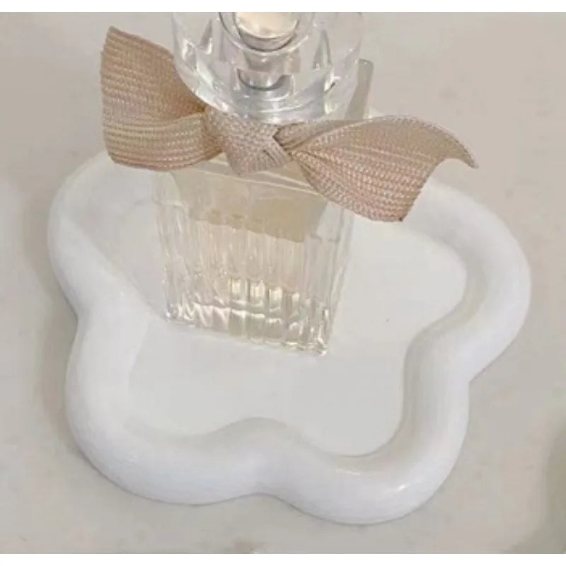 White Tray